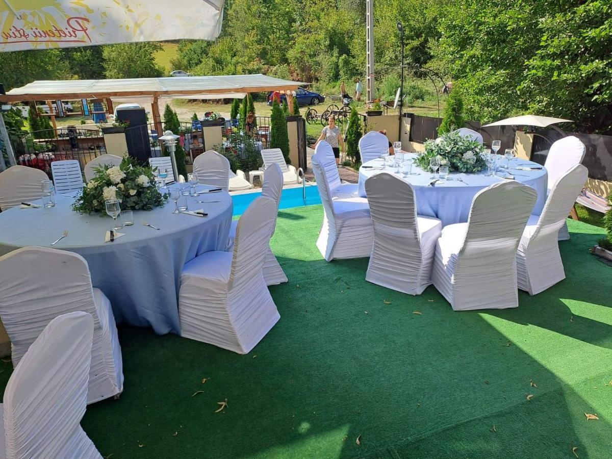 Casa De Vacanta Emd Ieşelniţa Buitenkant foto